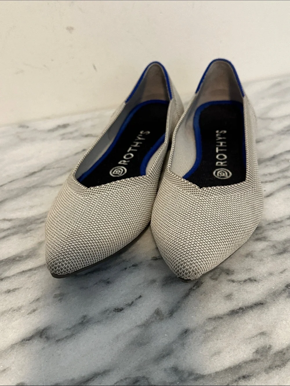 Rothy's Pointed Knit Flats in Light Gray with Blue Trim women’s sz 8.5